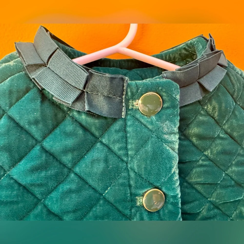 Janie and Jack Hunter Green Velvet Coat 12-18 Months, Like new condition!
